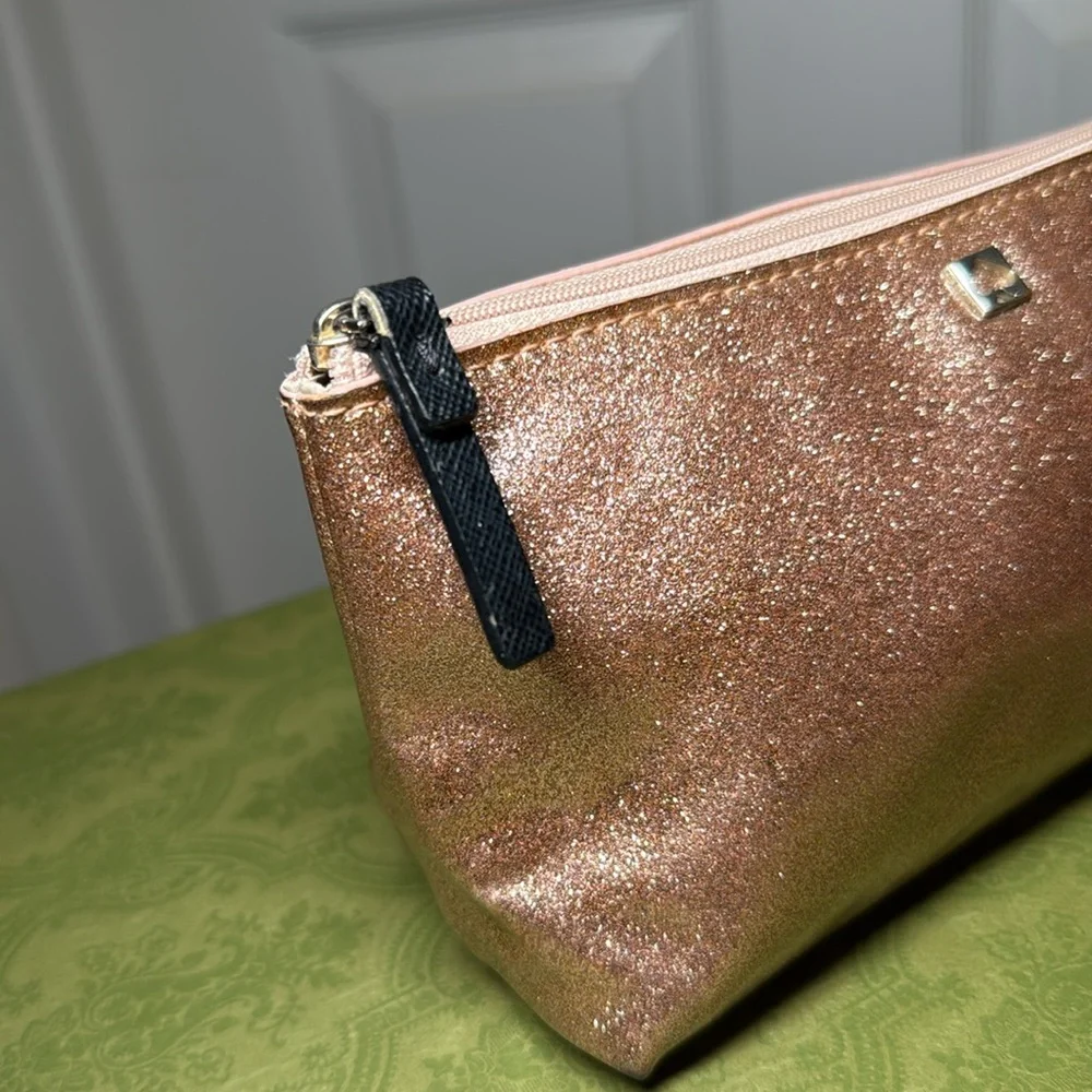 Kate Spade zip pouch